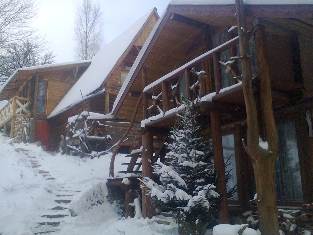 Krutogora Hotel Tatariv Exterior photo